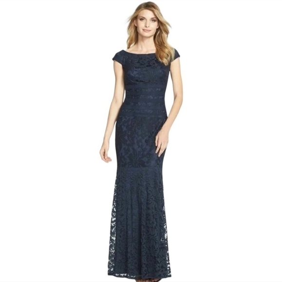 Tadashi Shoji Textured Lace Mermaid Gown Navy Blue Size 8 - Picture 3 of 16